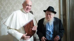 Papst Franziskus mit dem Rabbiner Adin Even-Israel Steinsaltz am 5. Dezember 2016 / L'Osservatore Romano