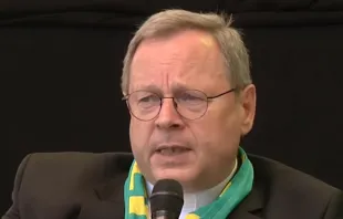 Bischof Georg Bätzing / screenshot / YouTube / Evangelischer Medienverband Deutschland