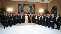 Borussia Mönchengladbach bei Papst Franziskus am 2. August 2017 / CNA / L'Osservatore Romano