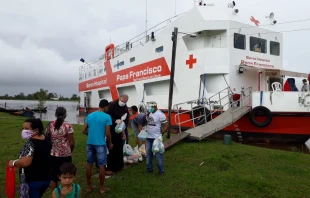 Das Bistum Óbidos leistet mithilfe von Hospitalschiffen Gesundheits- und Notversorgung in den schwer zugänglichen Flussufergemeinden am Amazonas.  / Bistum Óbidos
