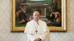 Papst Franziskus im Apostolischen Palast in der Coronavirus-Pandemie im März 2020 / Vatican Media