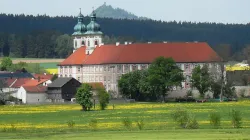 Kloster Speinshart in Bayern nimmt am Tag der Offenen Klöster teil.  / Wikimedia / Joshuashearn (CC BY-SA 3.0)