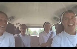 Alles bereit zum Carpool-Karaoke / ASCJUS (YouTube) via ChurchPOP