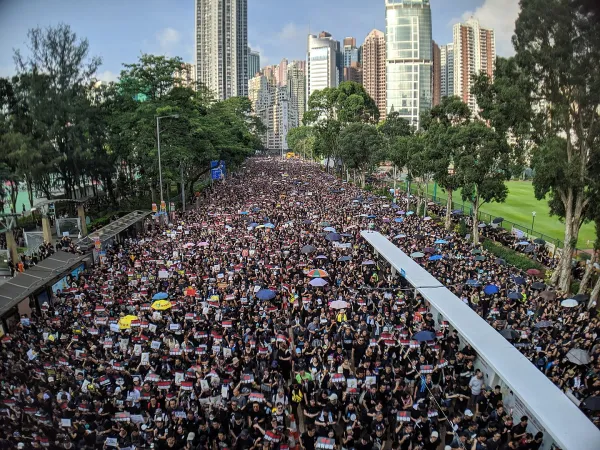 Demonstration in Hong Kong am 16. Juni 2019 – Veranstalter meldeten zwei Millionen Teilnehmer, die Polizei sprach von 338.000 Demonstranten