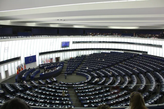 Der Plenarsaal des Europäischen Parlaments in Straßburg