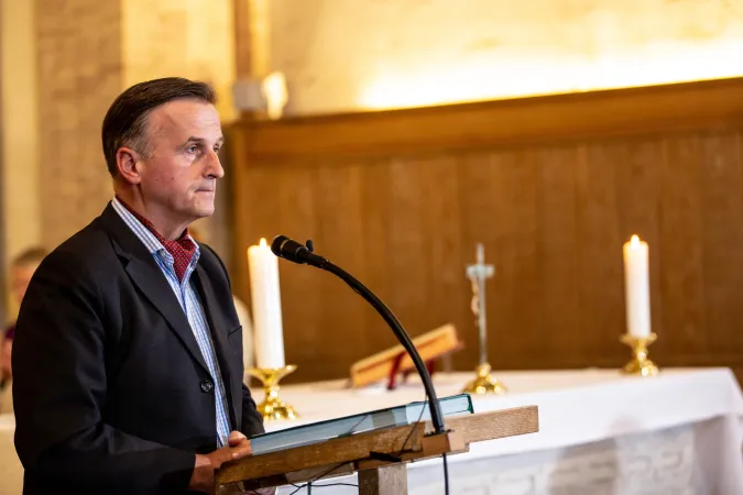 Der Programmdirektor von EWTN Deutschland, Martin Rothweiler, bei der heiligen Messe zum Jahresgedenken für Mutter Angelica am 27. März 2019