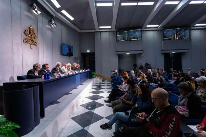 Pressekonferenz zur Synode im Vatikan