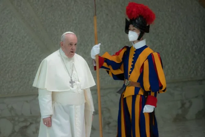 Generalaudienz am 26. Januar 2022: Papst Franziskus in der Audienzhalle des Vatikans 