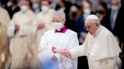 Papst Franziskus im Petersdom am "Weißen Sonntag", dem Fest der Göttlichen Barmherzigkeit, 24. April 2022  / Daniel Ibáñez / CNA Deutsch 