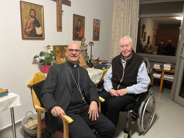 Beide aus Bistum Speyer: Bischof Jung besucht 97-jährigen Kardinal Wetter im Altenheim