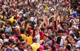 Teilnehmer an der Prozession mit der Statue des Schwarzen Nazareners im Januar 2026 / Santosh Digal
