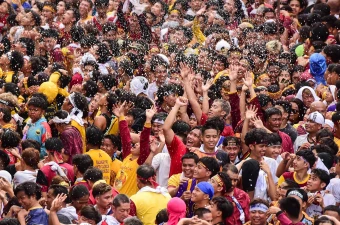 Teilnehmer an der Prozession mit der Statue des Schwarzen Nazareners im Januar 2026 / Santosh Digal