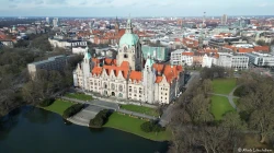 Neues Rathaus in Hannover / Screenshot von YouTube