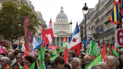 Demonstranten in Paris am 6. Oktober / -_/AFP via Getty Images