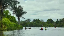 Menschen am Amazonas / Eduardo Berdejo / CNA Deutsch