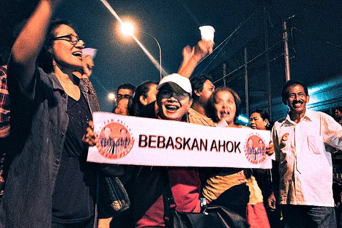 Demonstranten in Jakarta fordern die Freilassung des verurteilten Gouverneurs am 9. Mai 2017.
