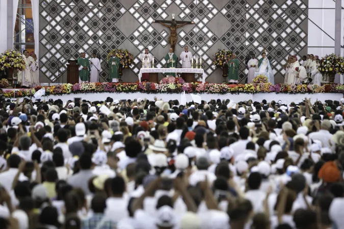 Eine halbe Million Menschen kam zur Feier der heiligen Messe nach Cartagena am 10. September 2017.