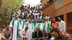 Teilnehmer eines interreligiösen Jugendcamps im Bistum Maradi / Kirche in Not