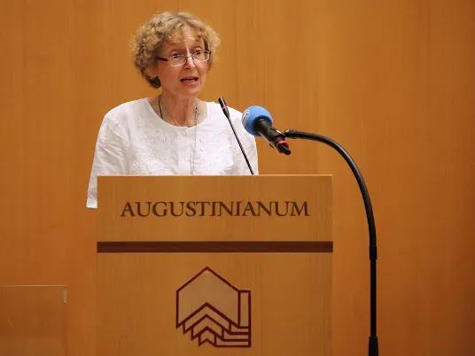 Prof. Marianne Schlosser