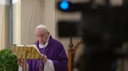 Papst Franziskus predigt bei der Frühmesse am 31. März 2020 / Vatican Media