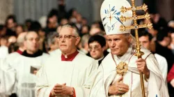 St. Johannes Paul II. im Petersdom am 25. März 1983 / L'Osservatore Romano