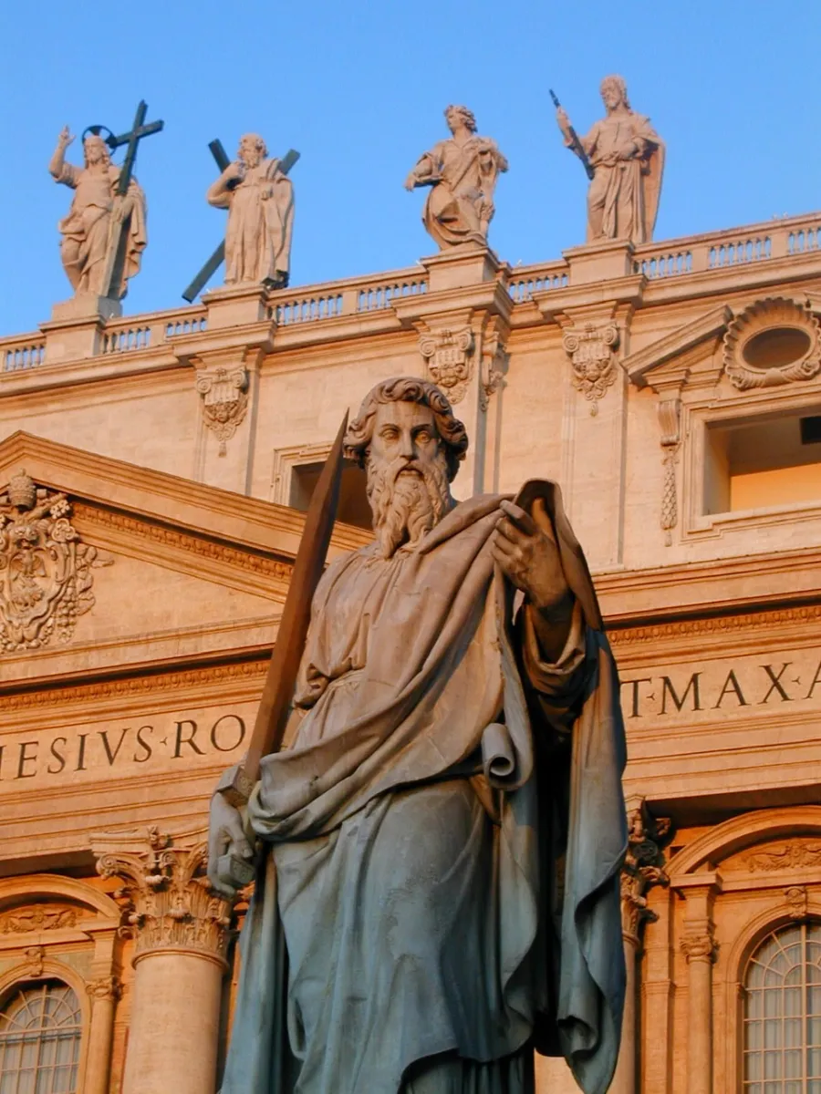 Sankt Paul vor Sankt Peter in Rom