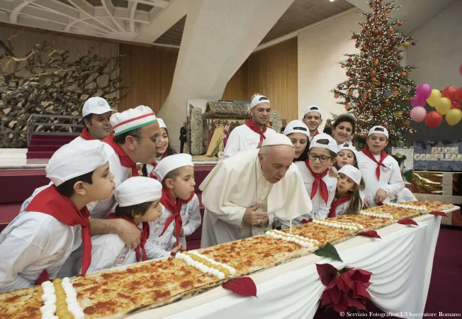 Pizza für Papst Franziskus zum 81. Geburtstag