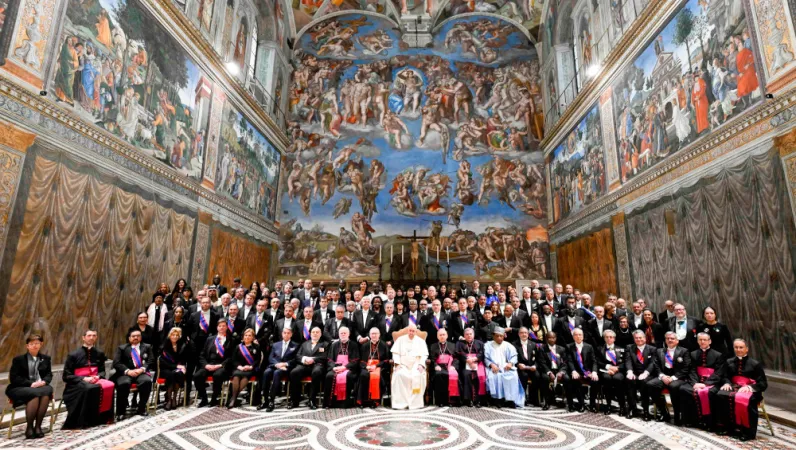 Papst Franziskus mit den beim Heiligen Stuhl akkreditierten Botschaftern, 9. Januar 2023
