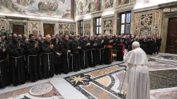 Papst Franziskus mit „Studium Biblicum Franciscanum“ / Vatican Media