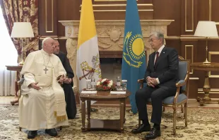 Papst Franziskus und der kasachische Präsident Qassym-Schomart Toqajew, 13. September 2022 / Vatican Media