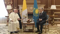 Papst Franziskus und der kasachische Präsident Qassym-Schomart Toqajew, 13. September 2022 / Vatican Media