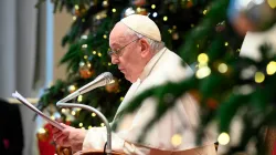 Papst Franziskus vor den beim Heiligen Stuhl akkreditierten Botschaftern, 9. Januar 2023 / Vatican Media