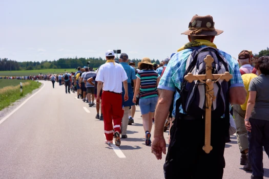 Die Regensburger Fußwallfahrt nach Altötting 2019 / www.regensburger-fusswallfahrt.de