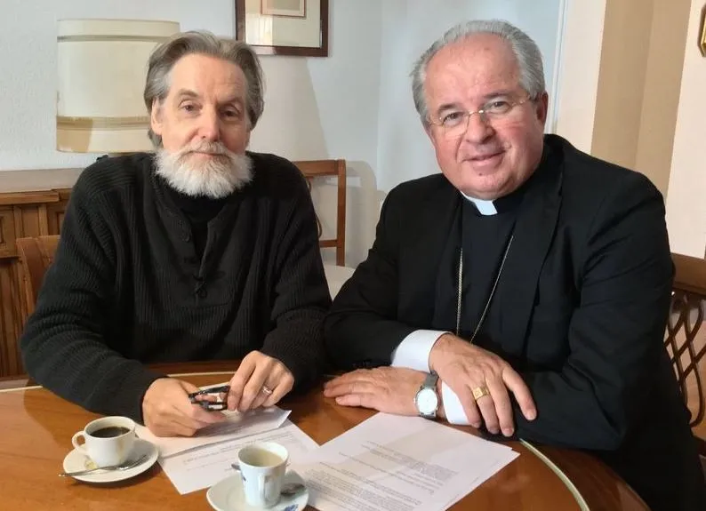 Christian Peschken und Erzbischof Jurkovic