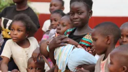 Jugendliche in Bangui beim Besuch von Papst Franziskus am 29. November 2015 / CNA/Martha Calderon