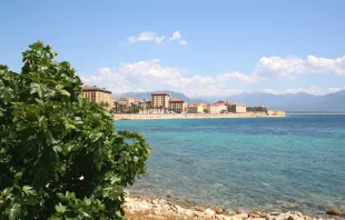 Blick auf die korsische Stadt Ajaccio / Jean-Pol GRANDMONT / Wikimedia Commons (CC BY-SA 3.0)