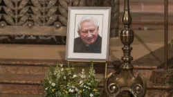 Portrait Georg Ratzingers bei der Vesper am 5. Juli 2020. / ©Uwe Moosburger/Bistum Regensburg