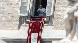 Papst Franziskus beim Angelusgebet / Vatican Media / CNA