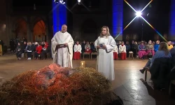 ARD-Christmette 2025 aus St. Maria in Stuttgart / Screenshot von YouTube/ André-Nico La Torre