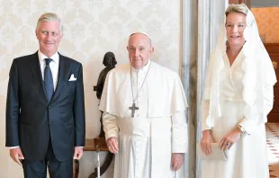 König Philippe, Papst Franziskus, Königin Mathilde / Vatican Media