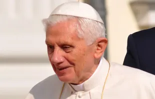 Papst Benedikt XVI. / WDKrause / Wikimedia Commons (CC BY-SA 3.0)