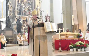Bischof Bertram Meier / Maria Rösch / pba