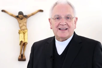 Bischof Heinrich Timmerevers / Screenshot von YouTube