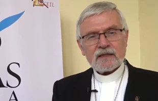 Weihbischof Adolfo Bittschi Mayer / screenshot / YouTube / 40 Días por la Vida