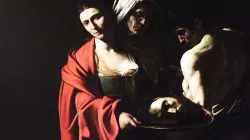 "Salome mit dem Kopf Johannes des Täufers": Das Gemälde von Caravaggio soll um 1609 gemalt worden sein. Es hängt im Stadtschloß von Madrid, dem Palacio Real. / Gemeinfrei