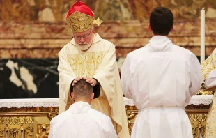 Kardinal Sean O'Malley von Boston weiht Diakone im Petersdom am 29. September 2016 / Daniel Ibanez / CNA Deutsch