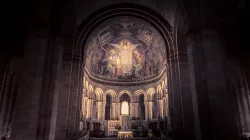 Die Basilika vom Heiligen Herzen Jesu — Sacre-Coeur — in Paris. / Chris Karidis