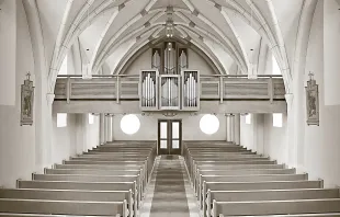 Leere Kirche in Deutschland / rise-a-mui / Pixabay (CC0)
