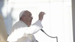 Papst Franziskus am 14. Februar 2014 auf dem Petersplatz / L'Osservatore Romano