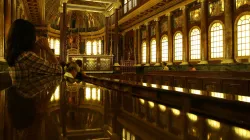 Christen beten in einer Kirche der Opus Dei Residenz in Rom. / CNA/Petrik Bohumil